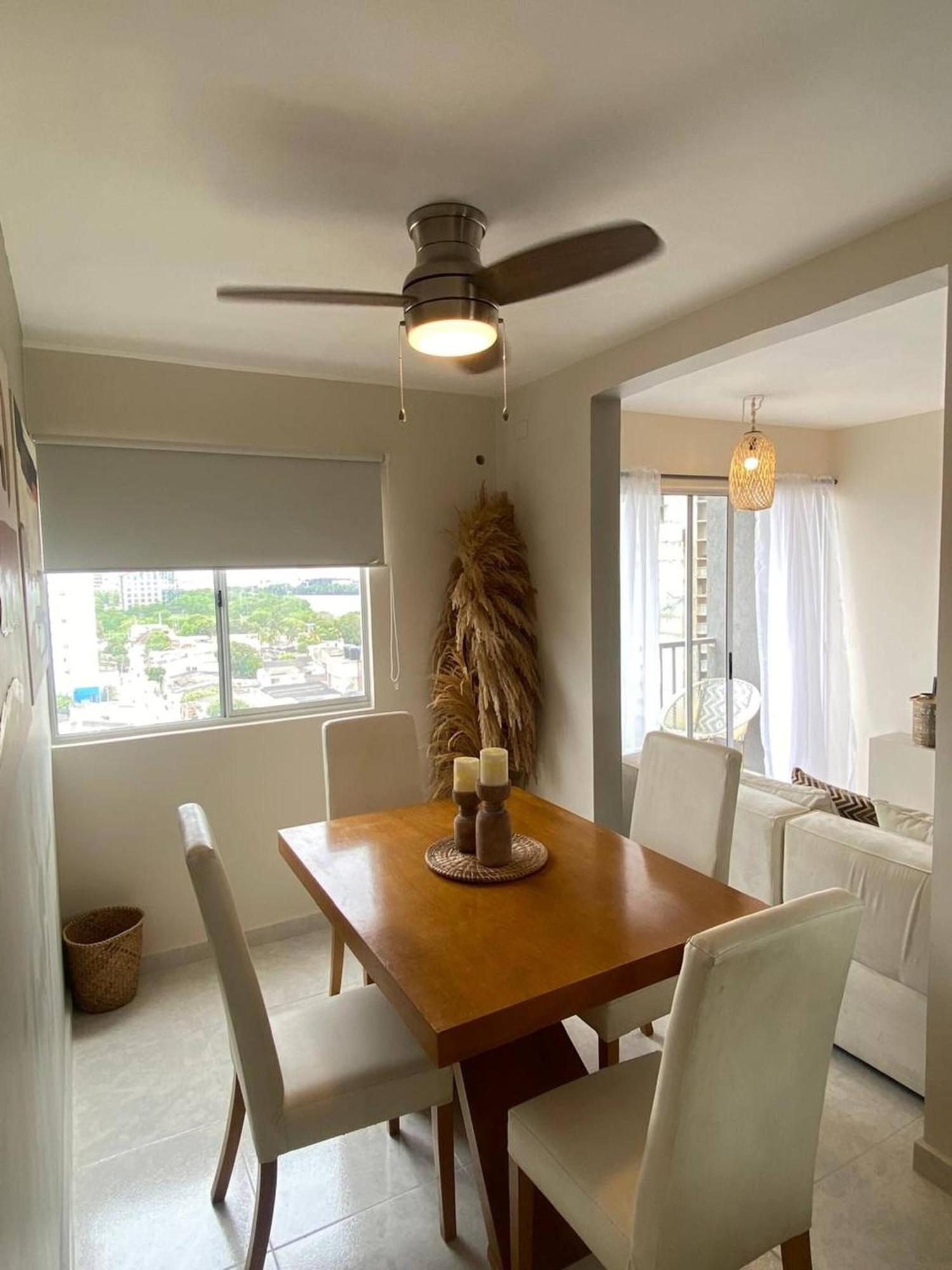 Cozy ,near Beach, Walled Apartamento Cartagena