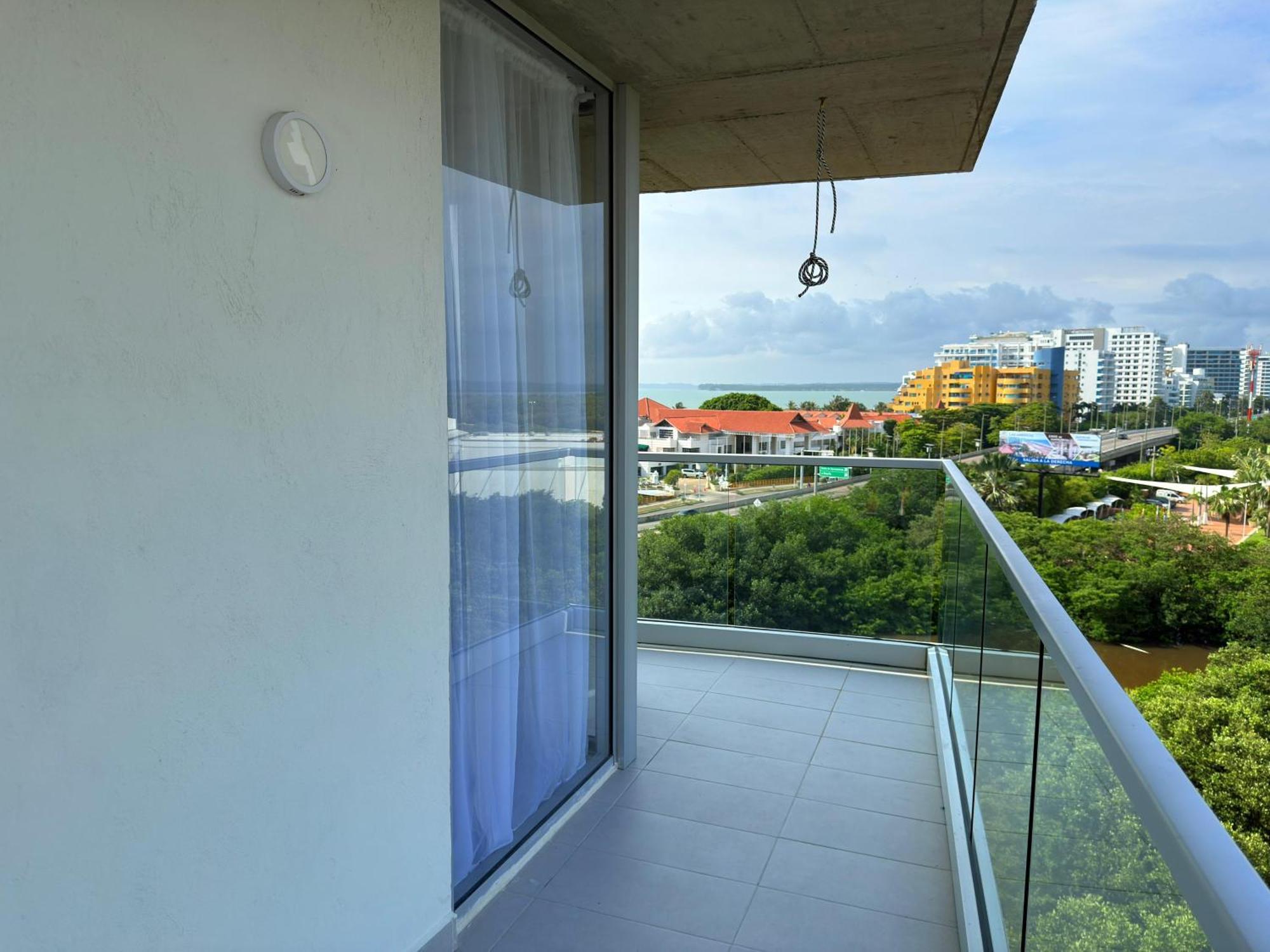 Apartamento En Cartagena Con Vista Al Mar, Piscina Rooftop Y Playa *