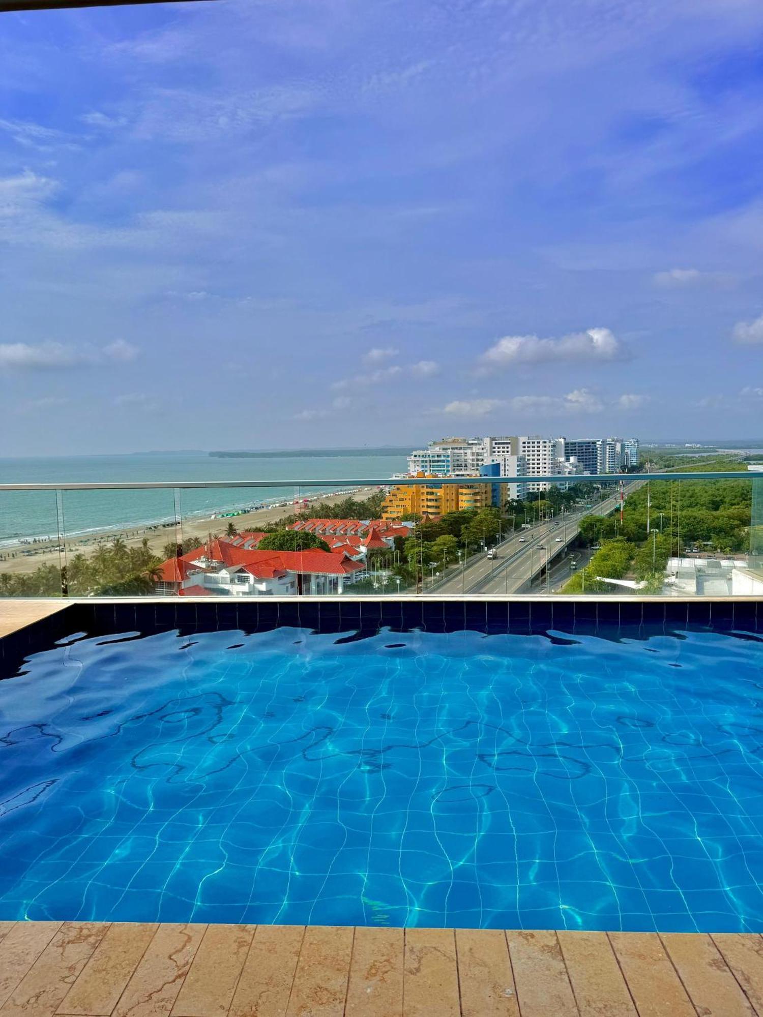Apartamento En Cartagena Con Vista Al Mar, Piscina Rooftop Y Playa * Cartagena