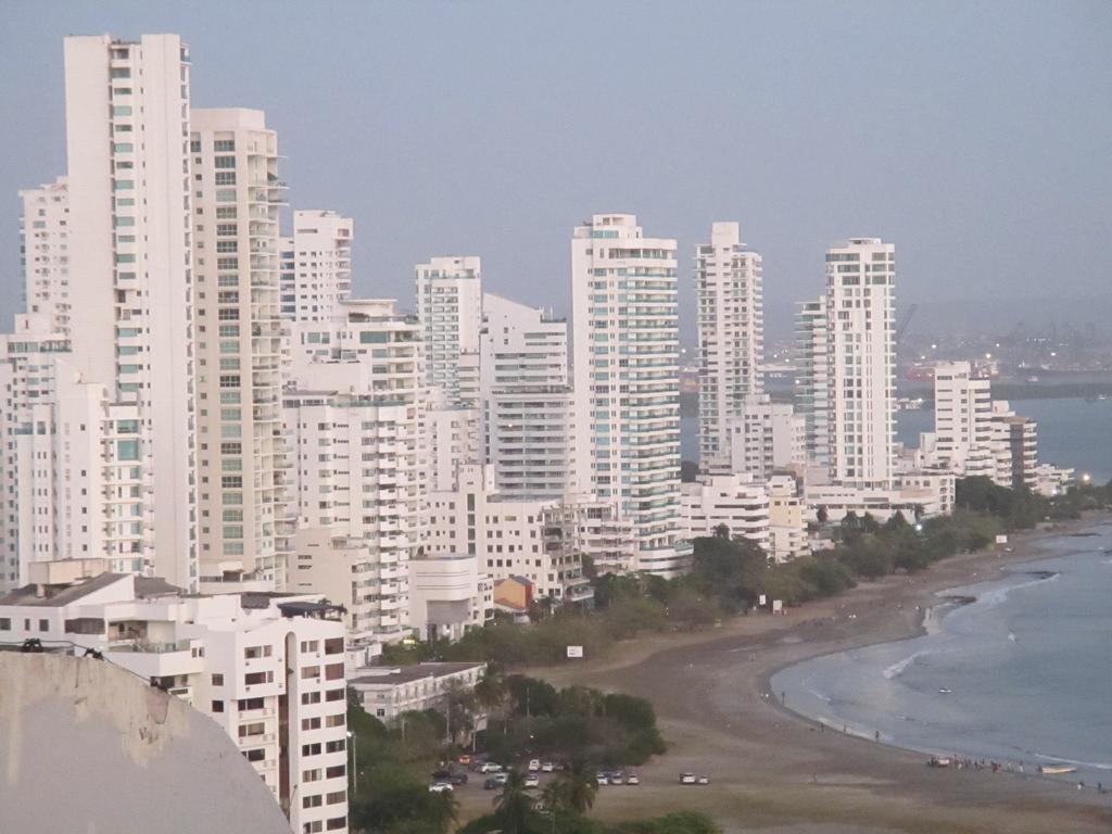 Oceanfront Penthouse * Cartagena
