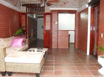 Hotel Casa Abril 3*