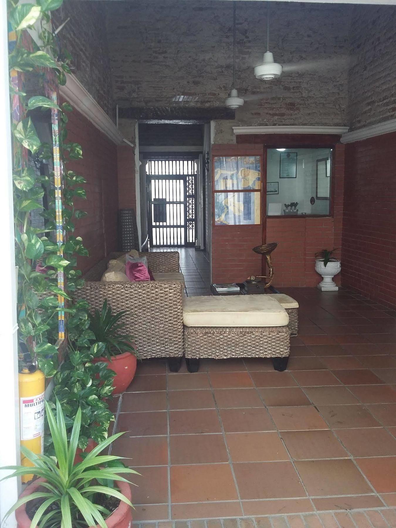 Casa Abril Hotel 3*
