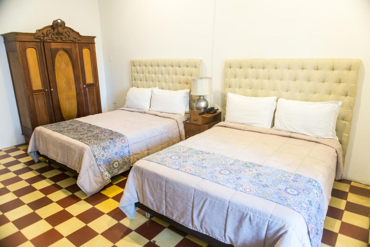 El Claustro House