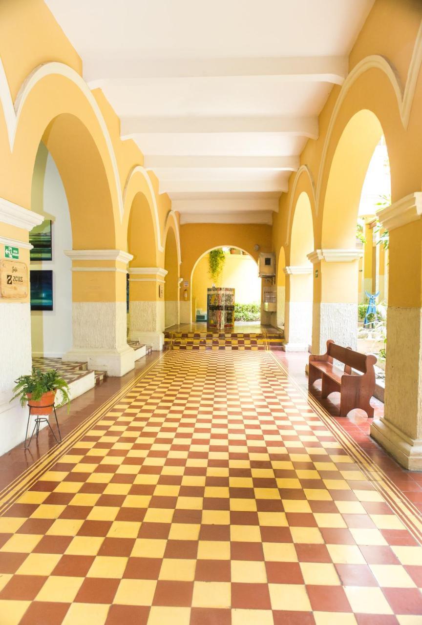 El Claustro House Hotel 2*