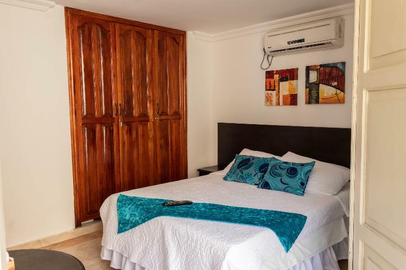 Casa Catalina Real 3*