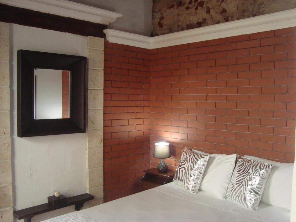 Casa Abril Hotel